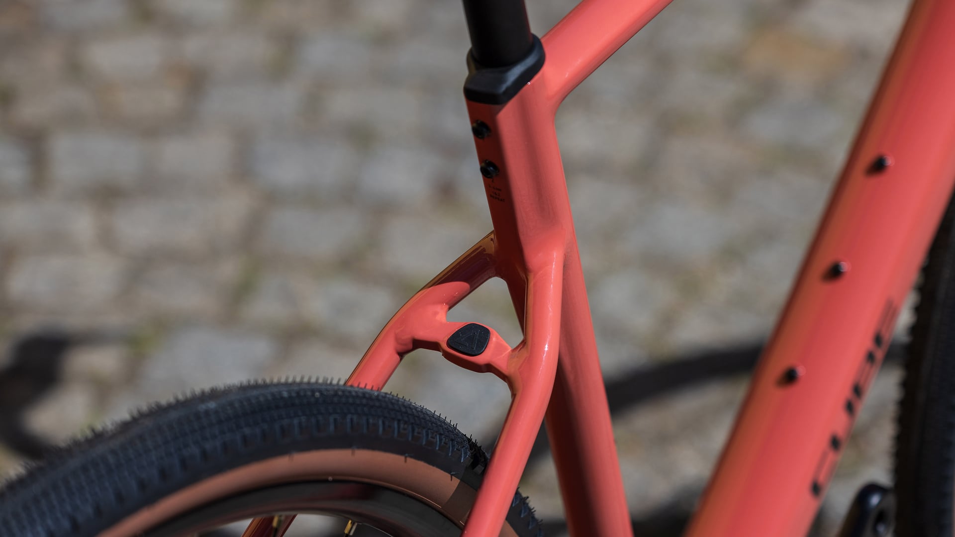 CUBE NUROAD ONE GRAVEL BIKE 2027 SPICYPAPAYA 'N' BLACK