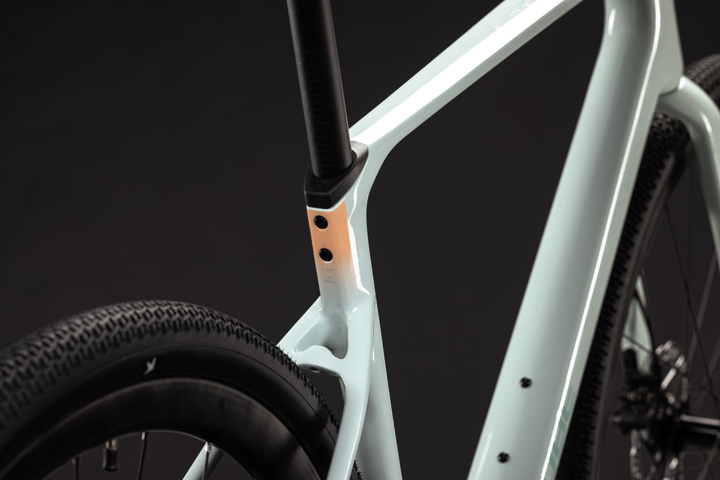 CUBE NUROAD C:62 ONE GRAVEL BIKE 2027 HINTOFMINT 'N' GREEN
