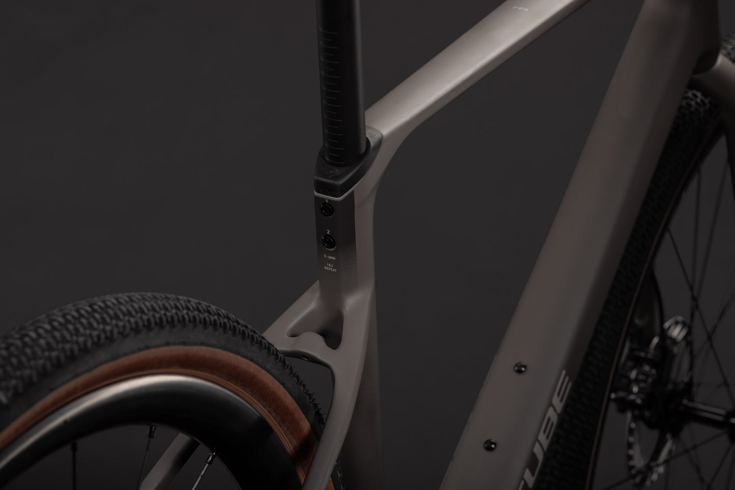 CUBE NUROAD C:62 PRO GRAVEL BIKE 2027 CEDAR 'N' STONE