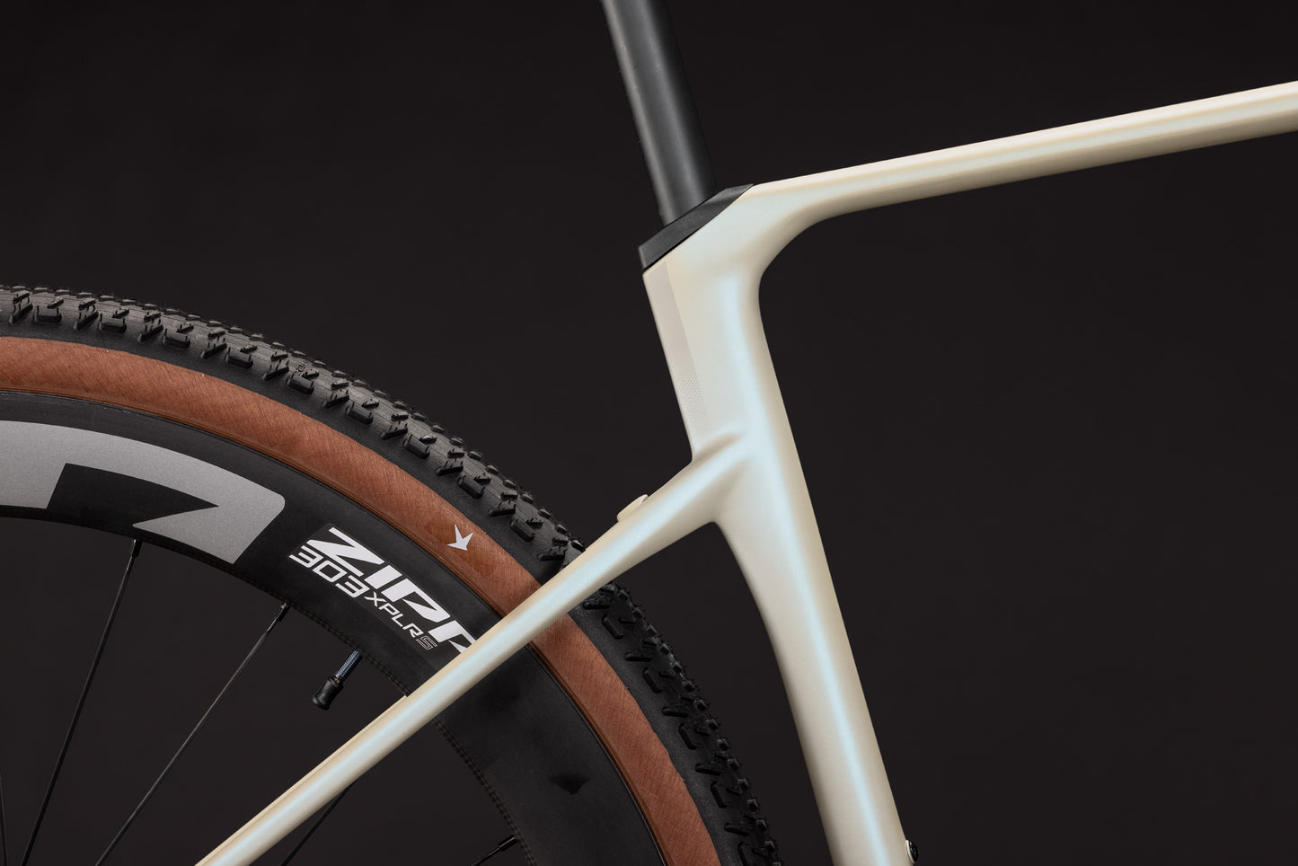 CUBE NUROAD C:62 SLX GRAVEL BIKE 2027 GLINTSAND 'N' BLACK