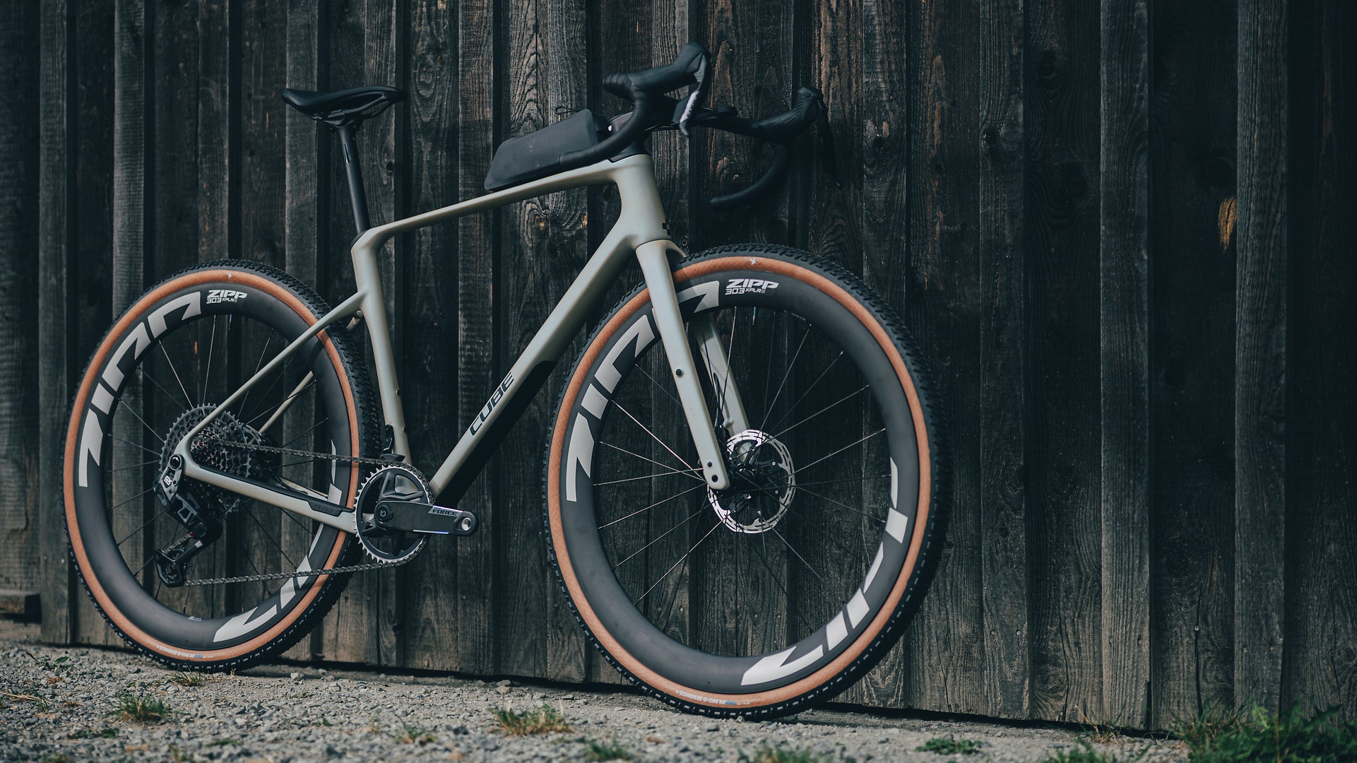 CUBE NUROAD C:62 SLX GRAVEL BIKE 2027 GLINTSAND 'N' BLACK