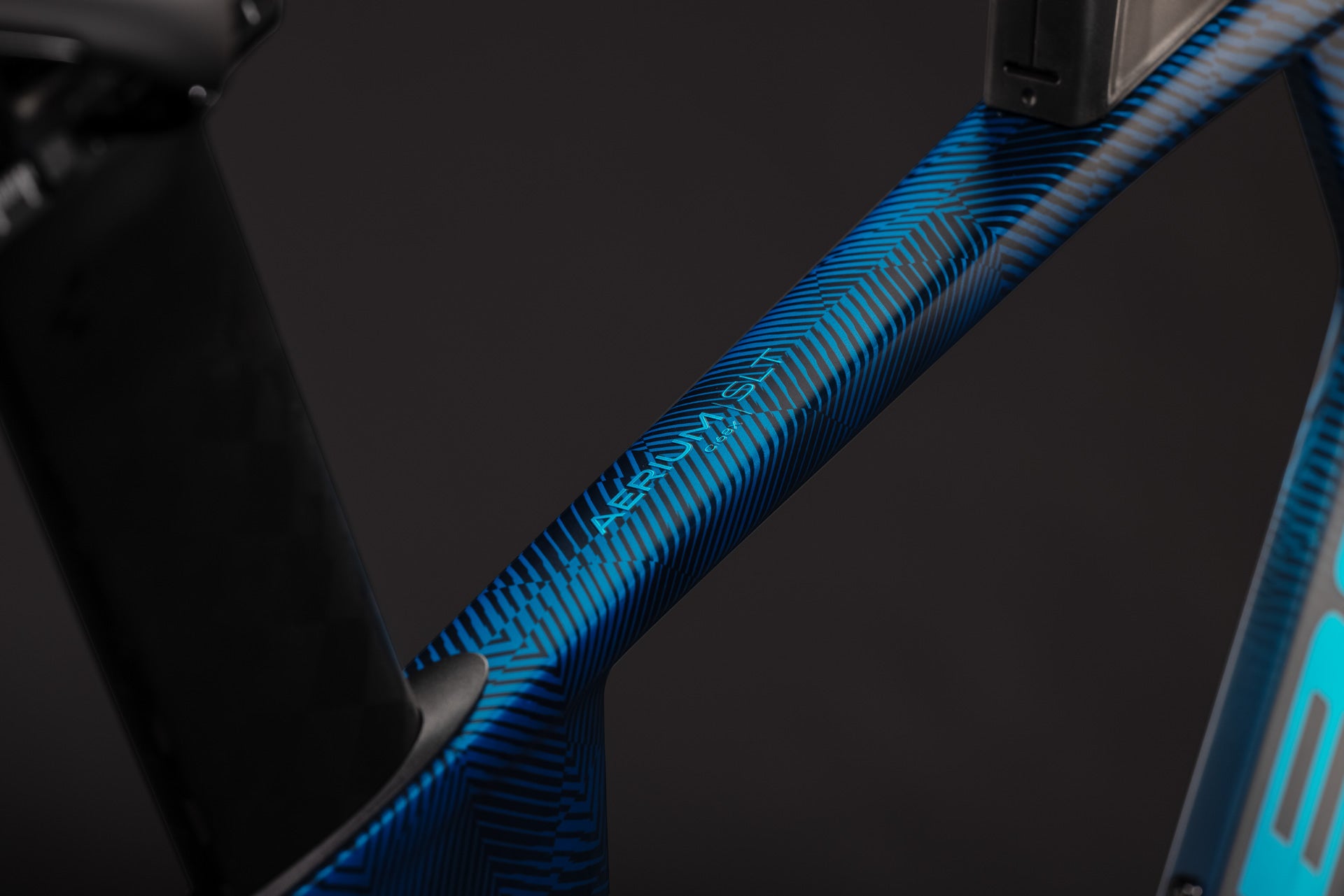 CUBE AERIUM C:68X SLT TRIATHLON BIKE 2027 LIQUIDBLUEGRID 'N' CHROME