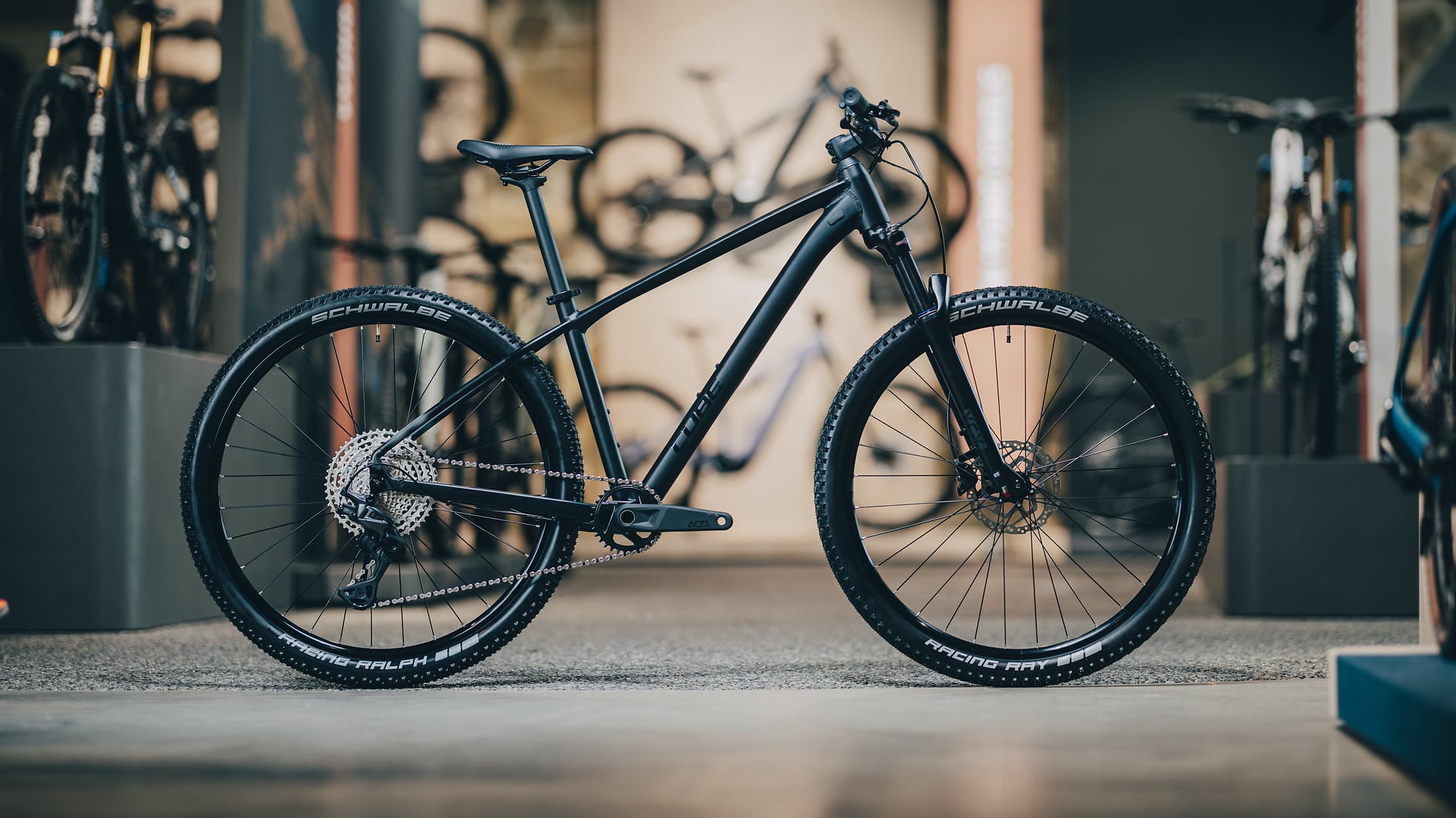 CUBE AIM SLT HARDTAIL MTB BIKE 2027 SOOT 'N' BLACK