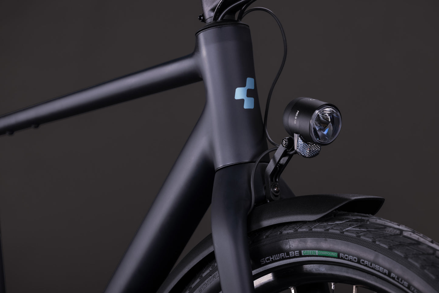 CUBE EDITOR PRO FE FITNESS BIKE 2027 NIGHT 'N' CHROME