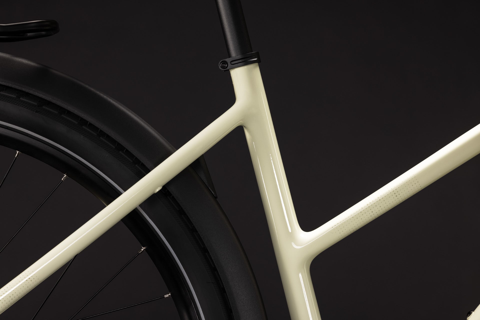 CUBE EDITOR PRO FE FITNESS BIKE 2027 MELLOWYELLOW 'N' LILAC (TRAPEZE)