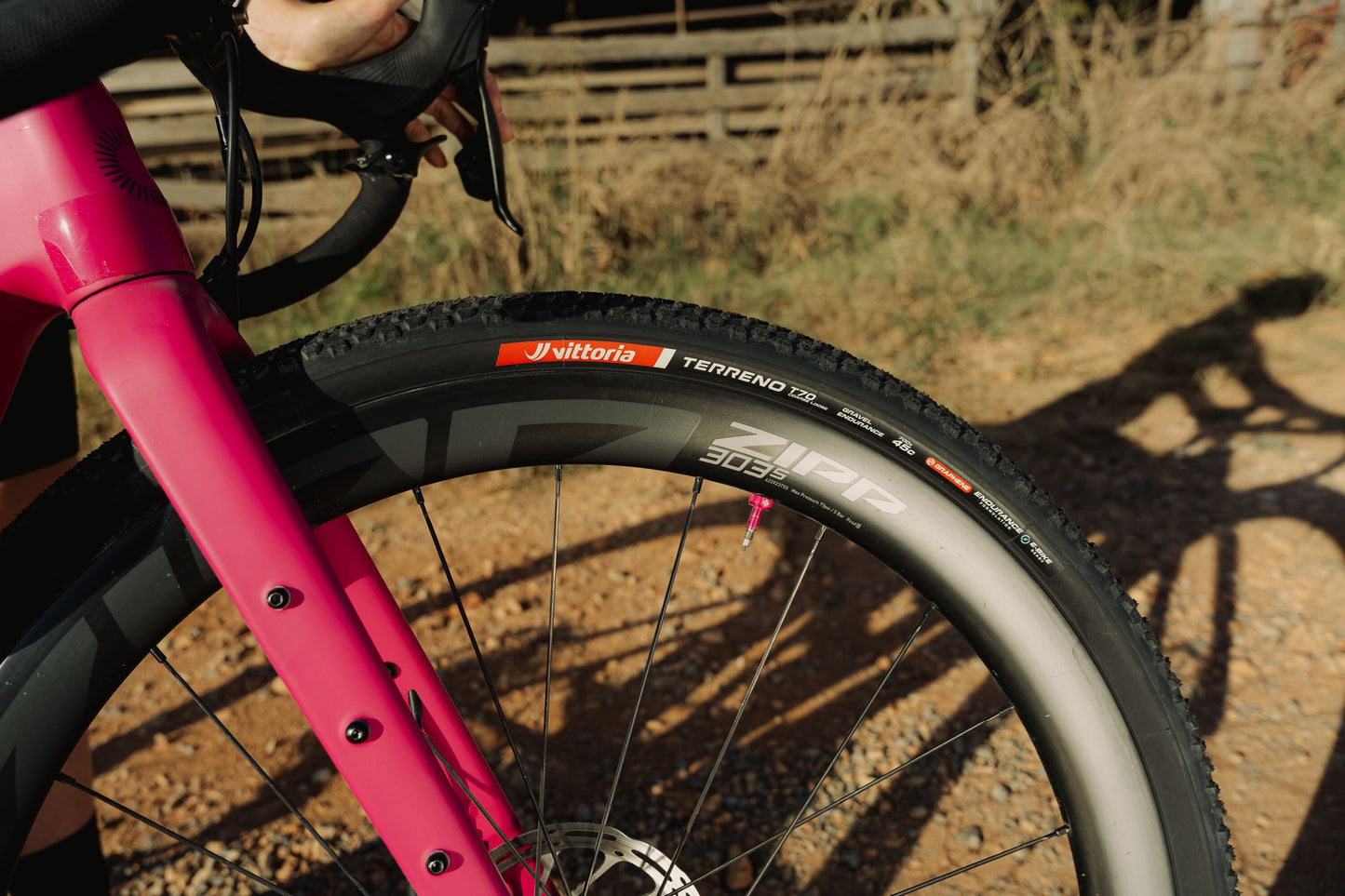 VITTORIA TERRENO T70 COARSE LOOSE 700c GRAVEL ENDURANCE TLR E-25 FOLDING TYRE