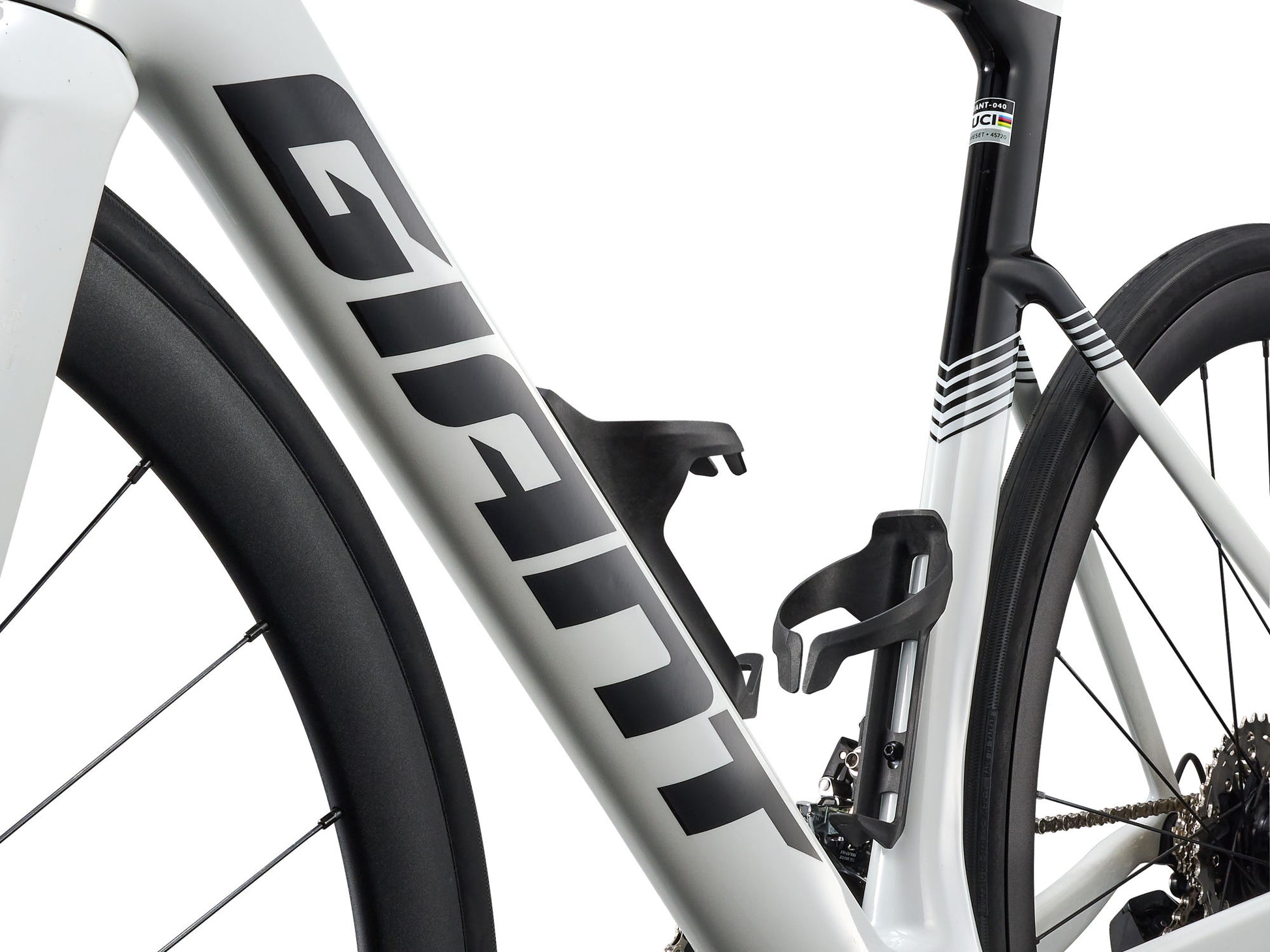 GIANT PROPEL ADVANCED 2 ROAD BIKE 2027 WHITE