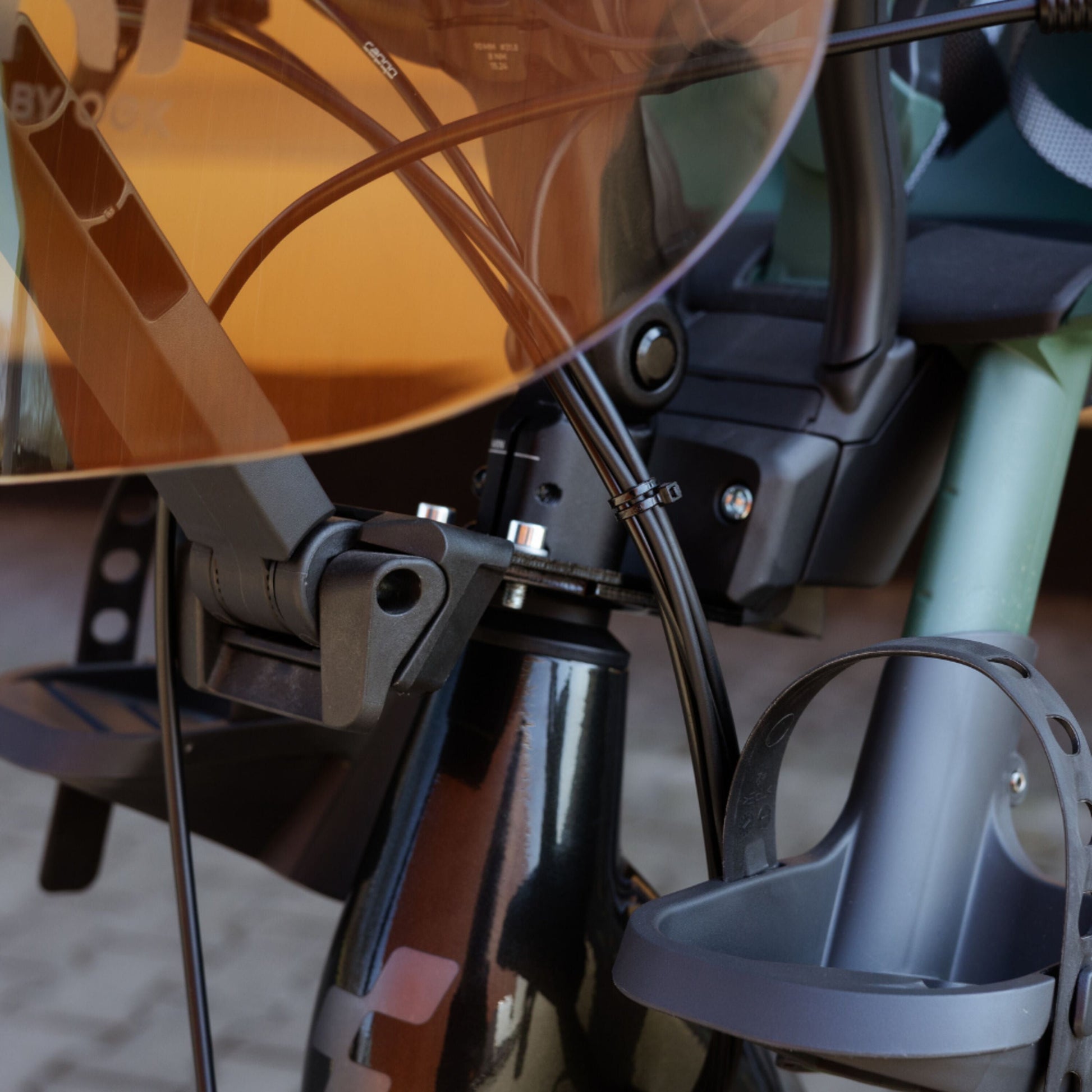 URBAN IKI MTB/ATB ADAPTER FOR THE TA-KE FRONT SEAT