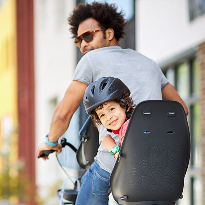 URBAN IKI REAR SEAT TA-KE MIK HD