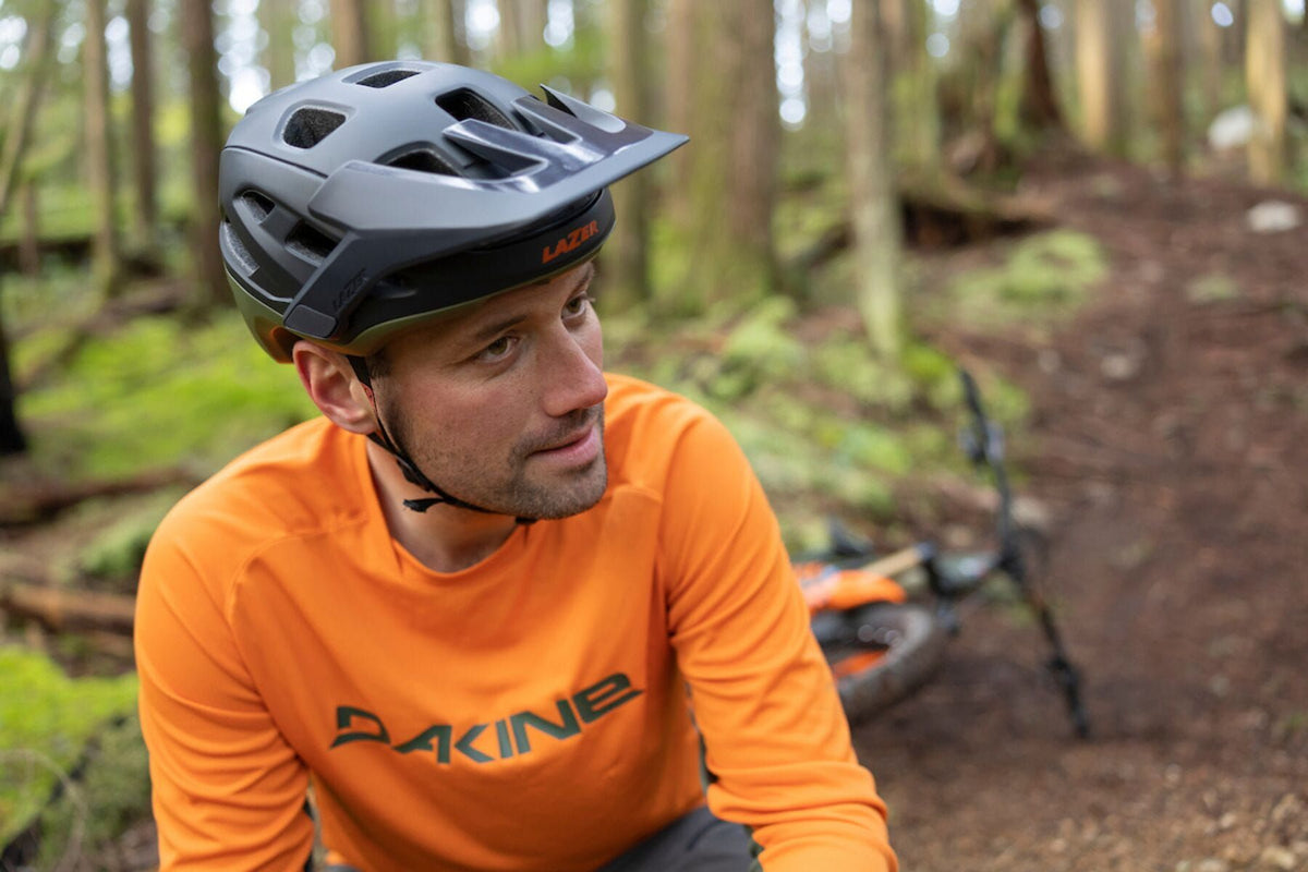 LAZER JACKAL KINETICORE MTB HELMET MATT BLACK