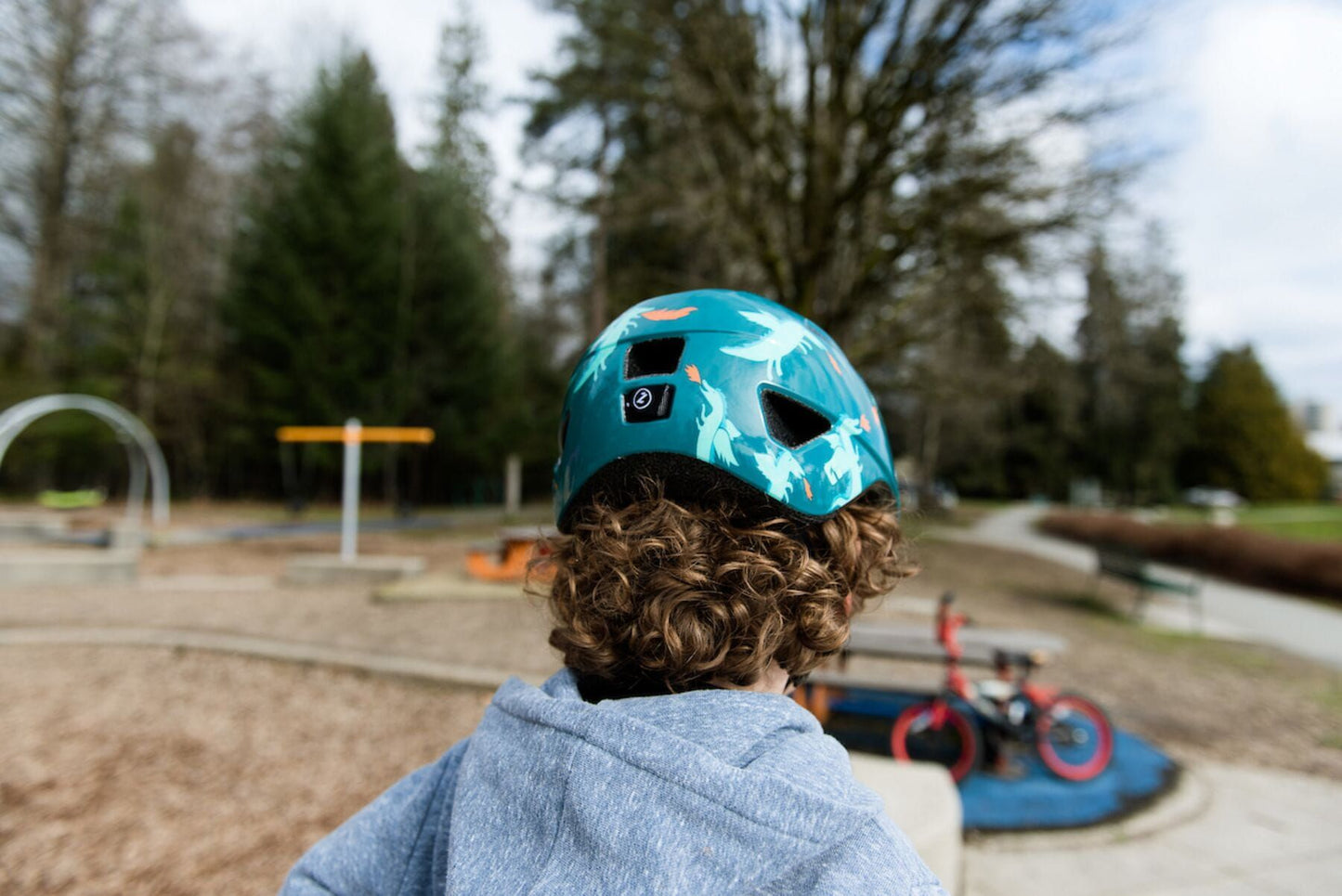 LAZER NUTZ KINETICORE UNI-YOUTH HELMET 2.0