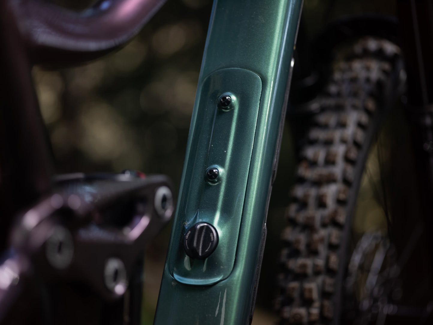 GIANT REIGN 2 FULL SUSPENSION MTB BIKE 2026 MINERAL GREEN