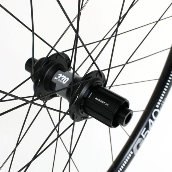 M PART GRAVEL REAR WHEEL DT 370 CL HUB G 540 RIM TLR 700C