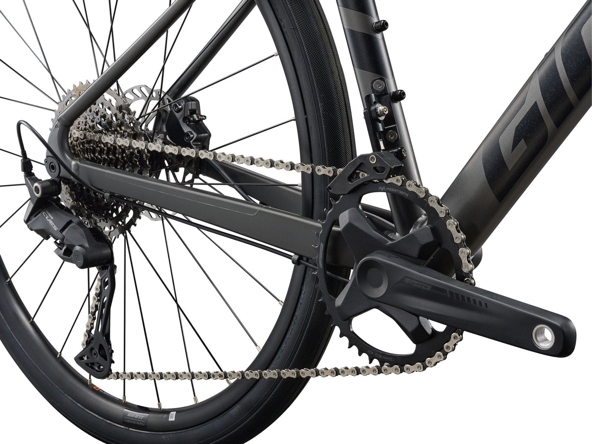 GIANT FASTROAD AR 1 HYBRID BIKE 2027 SATIN STEALTH CHROME