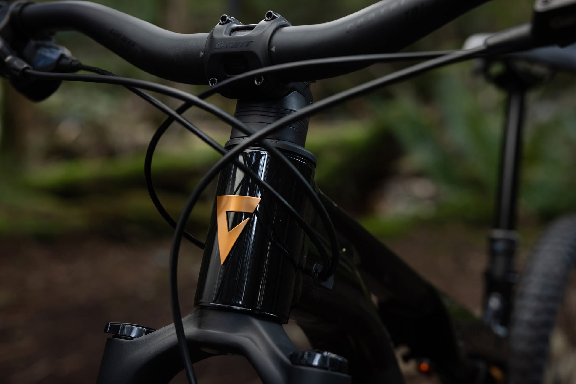GIANT STANCE FULL SUSPENSION MTB BIKE 2027 BLACK
