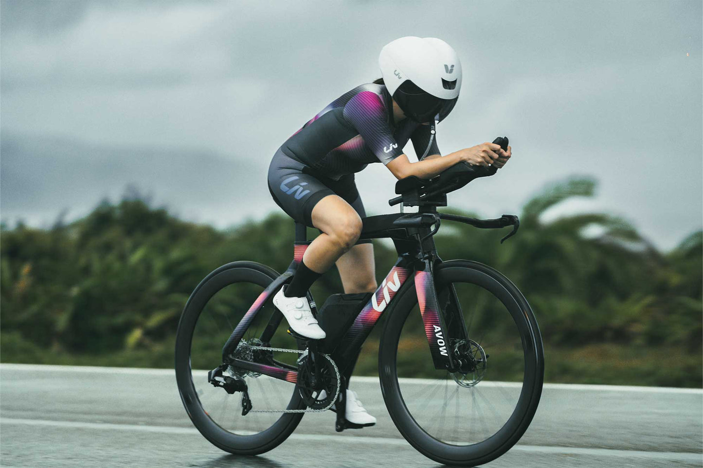 GIANT LIV AVOW ADVANCED SL TIME TRIAL/TRIATHLON BIKE 2026 CARBON